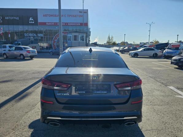 Kia Optima IV Рестайлинг с пробегом 2018 года, цена 2 149 995 рублей, 63981 км, седан, Автокод Объявления