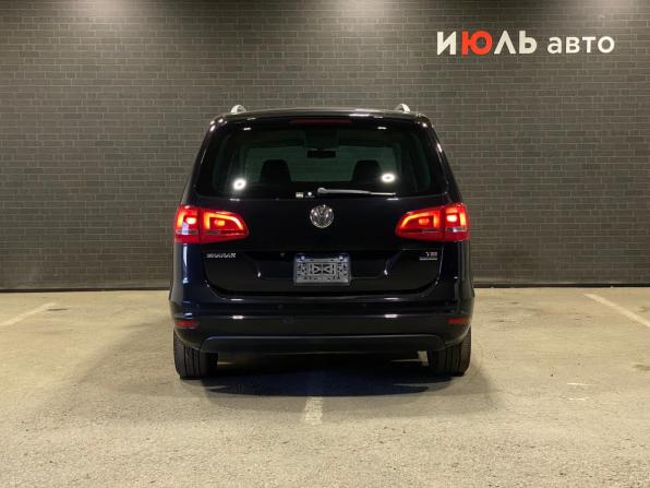 Volkswagen Sharan II с пробегом 2011 года, цена 1 465 000 рублей, 117493 км, минивэн, Автокод Объявления