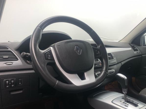 Renault Laguna III с пробегом 2008 года, цена 750 000 рублей, 140282 км, лифтбек, Автокод Объявления