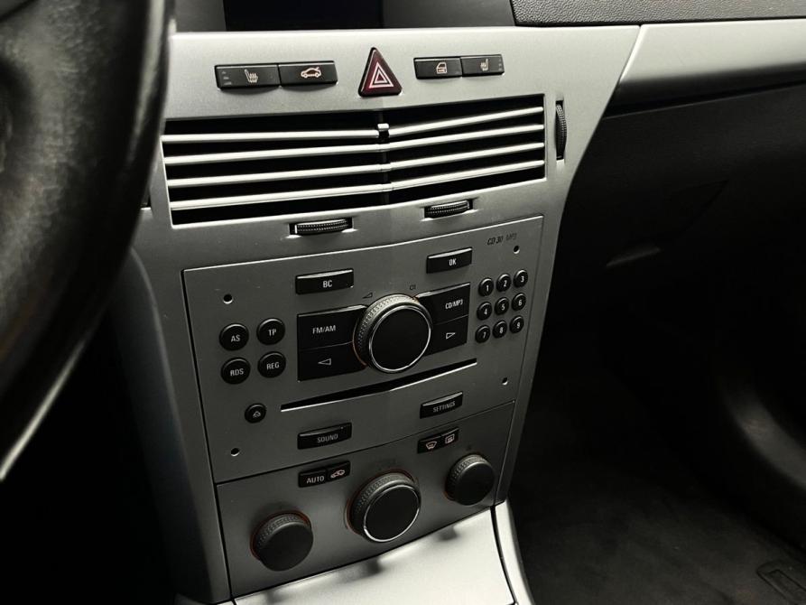 Opel Astra H Рестайлинг Мурманск  - изображение 21