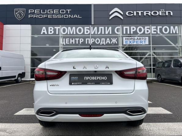 Lada (ВАЗ) Vesta I Рестайлинг (NG) с пробегом 2024 года, цена 1 350 000 рублей, 18991 км, седан, Автокод Объявления