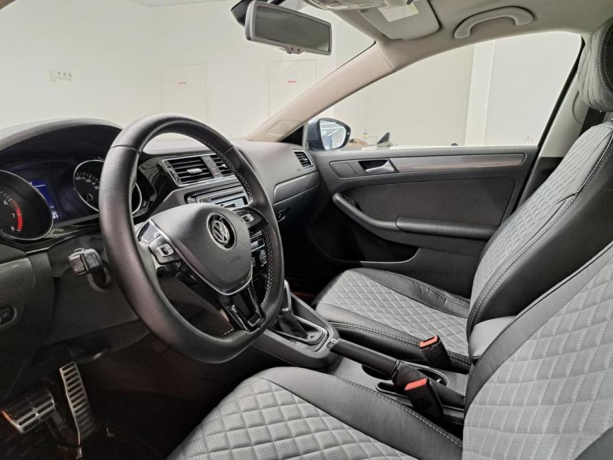 Volkswagen Jetta VI Рестайлинг Казань  - изображение 20