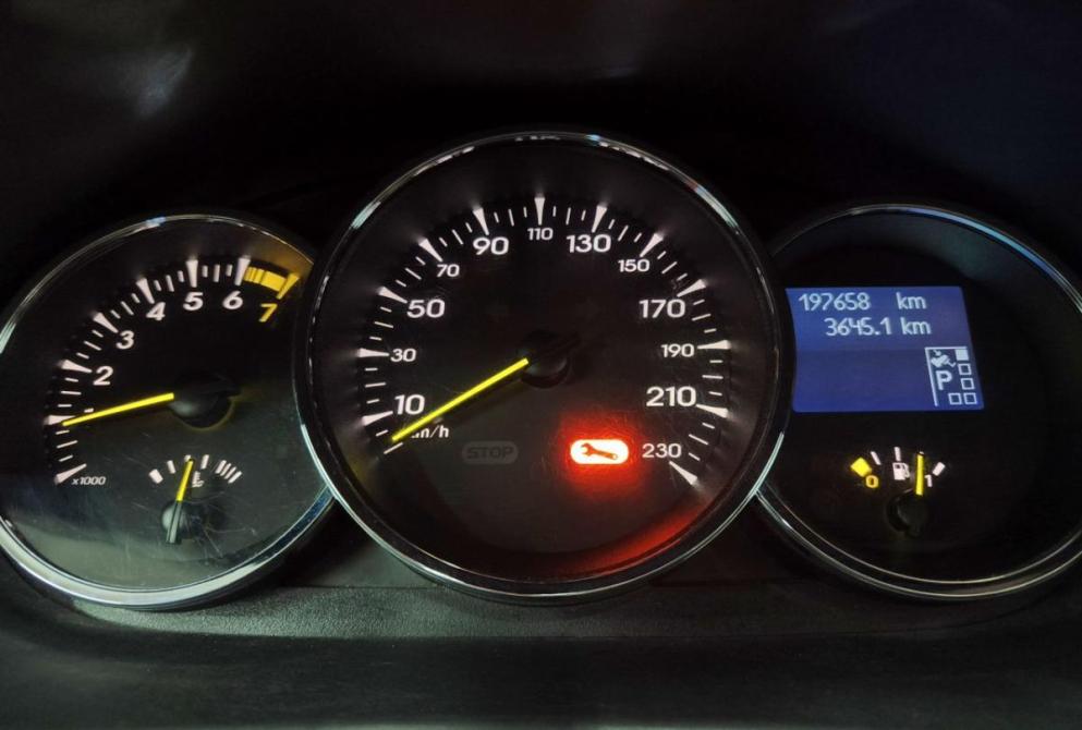 Renault Fluence I Екатеринбург  - изображение 19