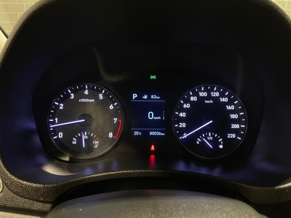 Hyundai Solaris II с пробегом 2019 года, цена 1 330 000 рублей, 80031 км, седан, Автокод Объявления
