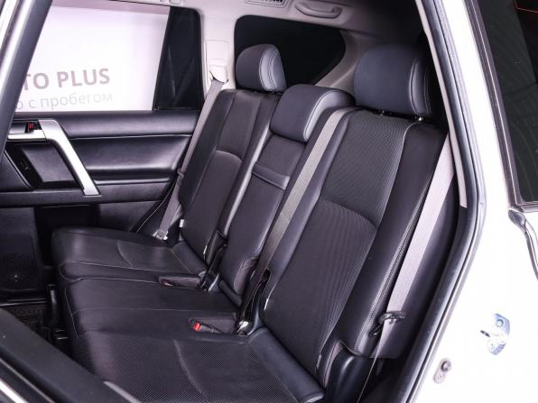 Toyota Land Cruiser Prado 150 Series Рестайлинг 2 с пробегом 2017 года, цена 4 240 000 рублей, 205855 км, внедорожник, Автокод Объявления