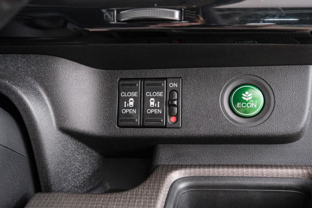 Honda Stepwgn V Рестайлинг Красноярск  - изображение 18