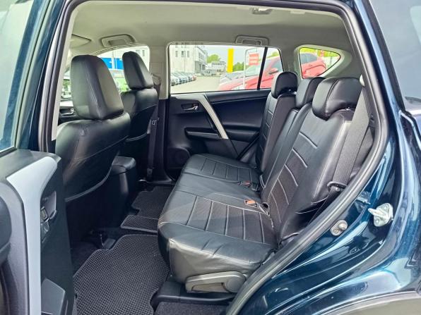 Toyota RAV4 IV (XA40) Рестайлинг с пробегом 2018 года, цена 2 500 000 рублей, 139017 км, внедорожник, Автокод Объявления