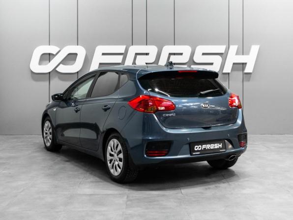 Kia Ceed II Рестайлинг с пробегом 2017 года, цена 1 369 000 рублей, 114740 км, хэтчбек, Автокод Объявления