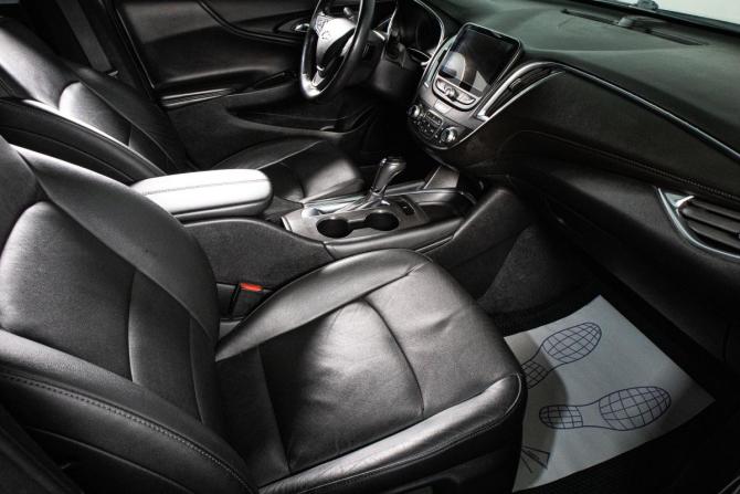Chevrolet Malibu IX Рестайлинг с пробегом 2019 года, цена 2 059 000 рублей, 74000 км, седан, Автокод Объявления