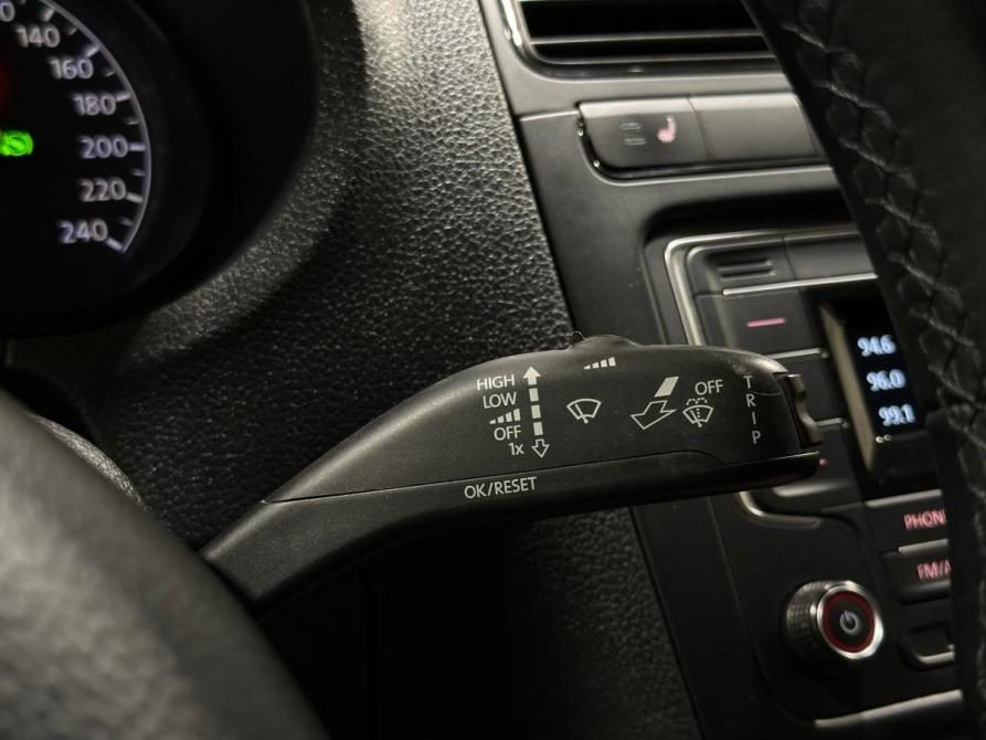 Volkswagen Polo V Рестайлинг Челябинск  - изображение 17