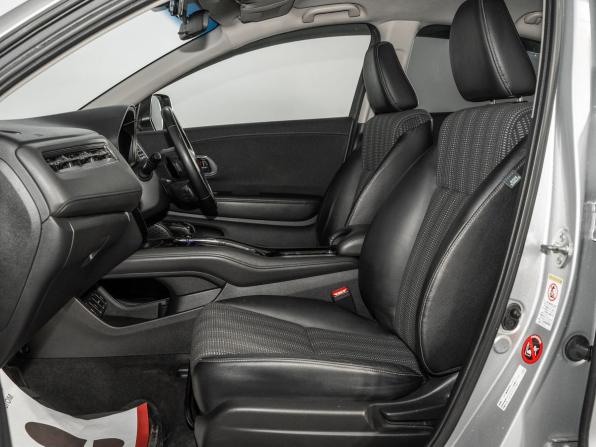 Honda Vezel I с пробегом 2014 года, цена 1 495 000 рублей, 141164 км, внедорожник, Автокод Объявления
