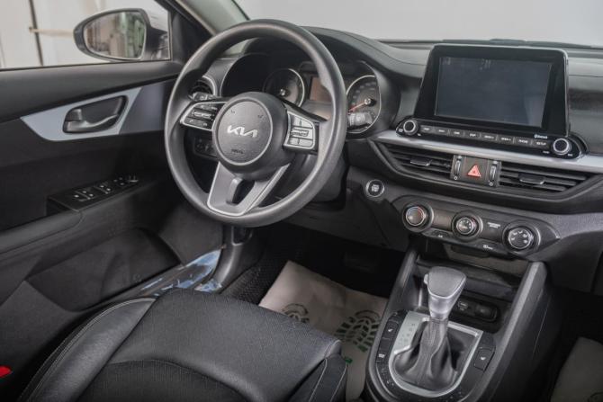 Kia K3 II с пробегом 2021 года, цена 2 049 000 рублей, 40000 км, седан, Автокод Объявления