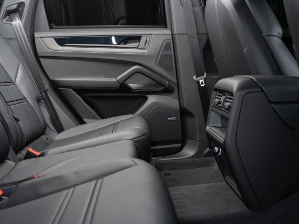 Новый Porsche Cayenne III Рестайлинг 2026 года, цена 18 650 000 рублей, внедорожник, Автокод Объявления