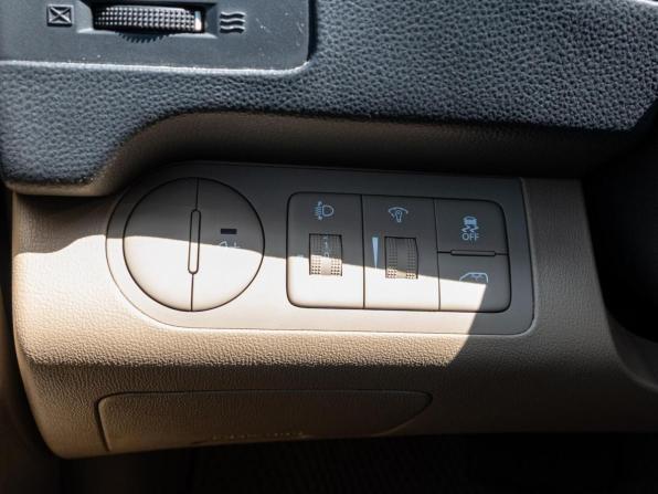 Hyundai H-1 II Рестайлинг 2 с пробегом 2021 года, цена 3 830 000 рублей, 96309 км, минивэн, Автокод Объявления