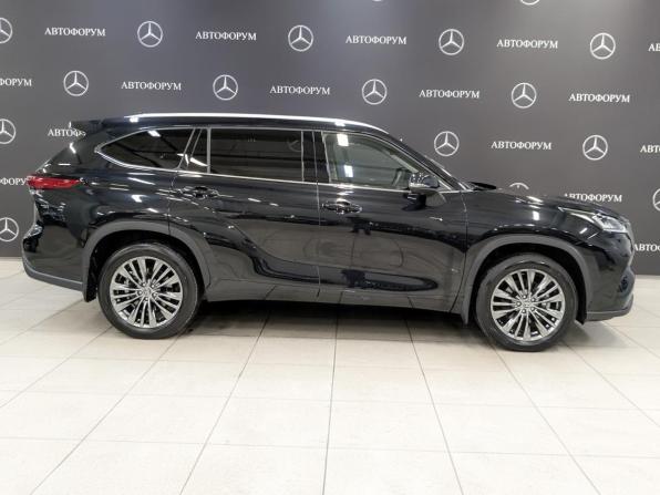 Toyota Highlander IV (XU70) с пробегом 2025 года, цена 5 350 000 рублей, 5585 км, внедорожник, Автокод Объявления