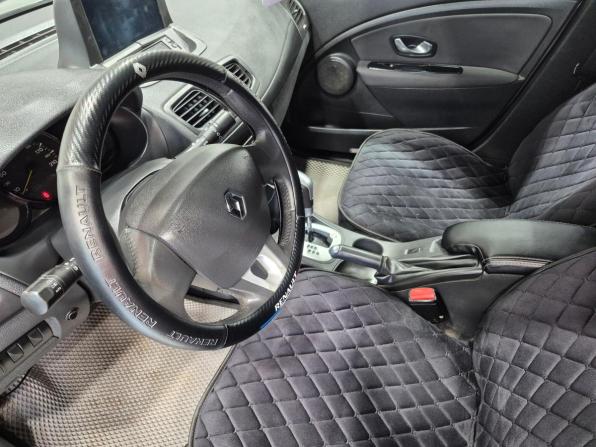 Renault Fluence I с пробегом 2010 года, цена 586 000 рублей, 221637 км, седан, Автокод Объявления