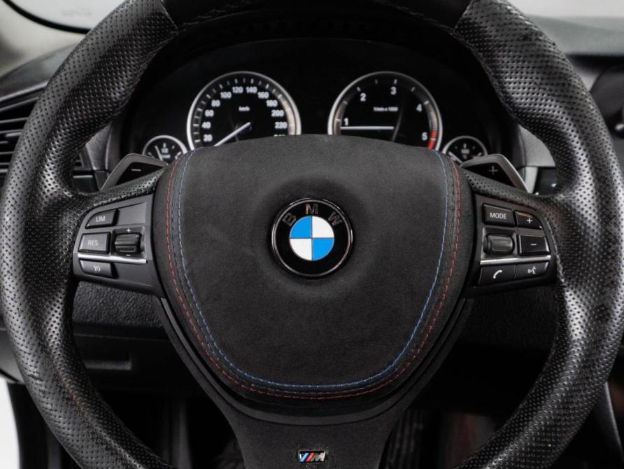 BMW 5 серии VI (F10/F11/F07) Тюмень  - изображение 12