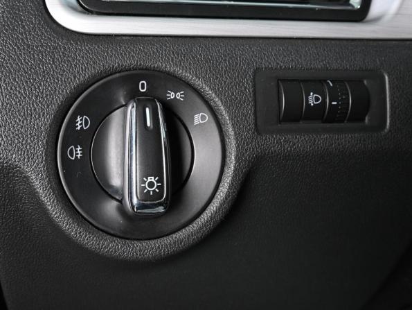 Skoda Rapid I с пробегом 2014 года, цена 1 134 000 рублей, 176927 км, лифтбек, Автокод Объявления