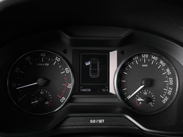 Skoda Octavia III (A7) с пробегом 2015 года, цена 1 459 000 рублей, 144038 км, лифтбек, Автокод Объявления