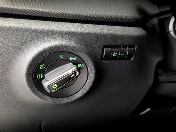 Skoda Rapid II с пробегом 2021 года, цена 1 852 500 рублей, 96600 км, лифтбек, Автокод Объявления