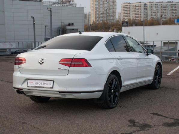 Volkswagen Passat B8 с пробегом 2016 года, цена 1 997 000 рублей, 132191 км, седан, Автокод Объявления