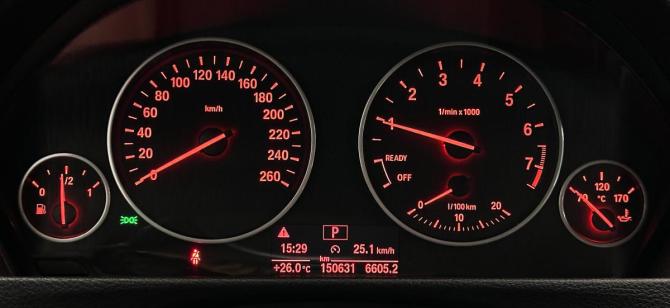 BMW 3 серии VI (F3x) Рестайлинг с пробегом 2015 года, цена 2 100 000 рублей, 150631 км, седан, Автокод Объявления