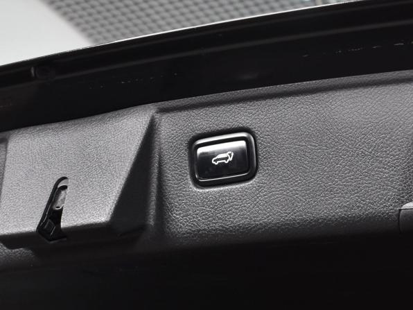 Kia Mohave I Рестайлинг 2 с пробегом 2020 года, цена 4 139 995 рублей, 130767 км, внедорожник, Автокод Объявления