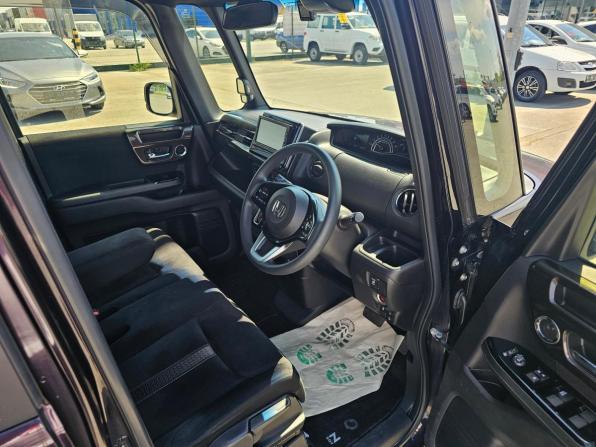 Honda N-BOX II с пробегом 2018 года, цена 919 995 рублей, 148862 км, минивэн, Автокод Объявления