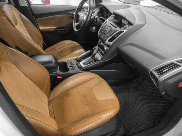 Ford Focus III с пробегом 2012 года, цена 849 900 рублей, 106000 км, хэтчбек, Автокод Объявления