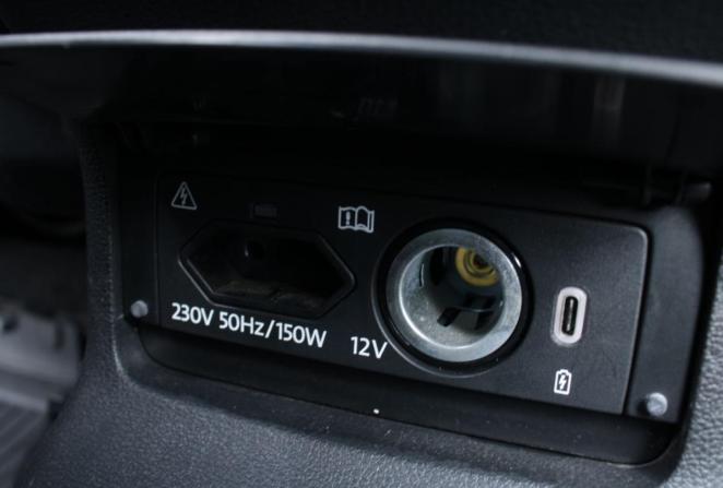Skoda Karoq I с пробегом 2020 года, цена 2 250 000 рублей, 144128 км, внедорожник, Автокод Объявления