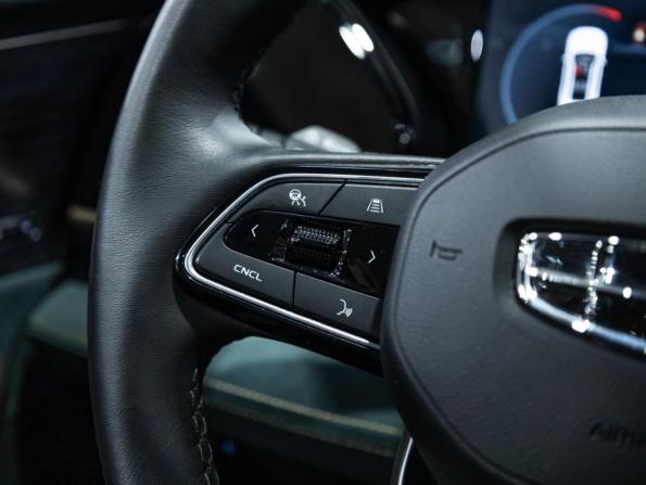Geely Monjaro I с пробегом 2024 года, цена 3 299 500 рублей, 60000 км, внедорожник, Автокод Объявления