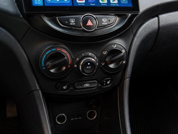 Hyundai Solaris I с пробегом 2013 года, цена 997 000 рублей, 127251 км, седан, Автокод Объявления