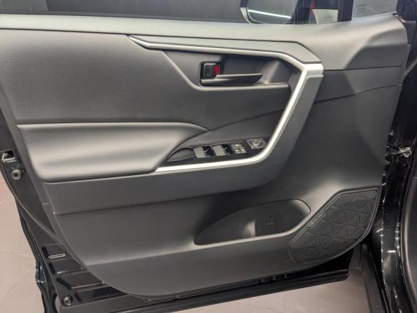 Toyota RAV4 V (XA50) с пробегом 2025 года, цена 3 850 000 рублей, 5557 км, внедорожник, Автокод Объявления