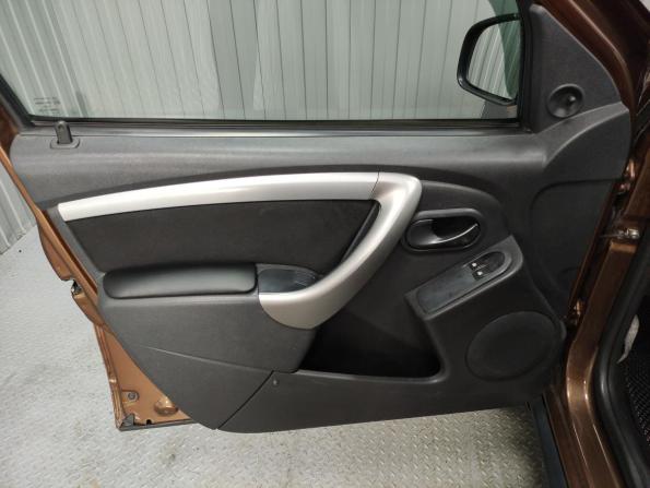 Renault Duster I с пробегом 2013 года, цена 750 000 рублей, 247960 км, внедорожник, Автокод Объявления