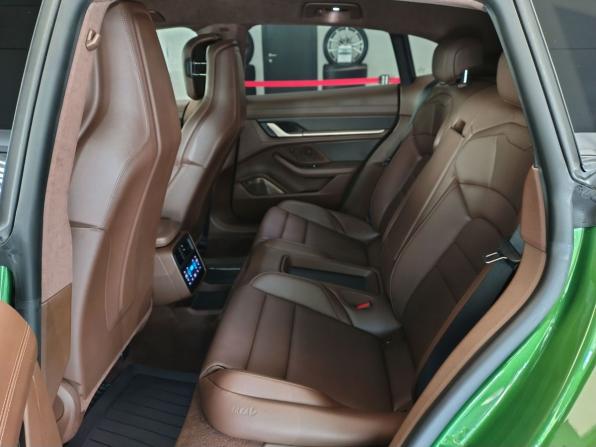 Porsche Taycan I с пробегом 2021 года, цена 13 500 000 рублей, 28889 км, универсал, Автокод Объявления