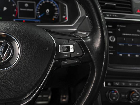 Volkswagen Tiguan II с пробегом 2019 года, цена 2 424 000 рублей, 146491 км, внедорожник, Автокод Объявления