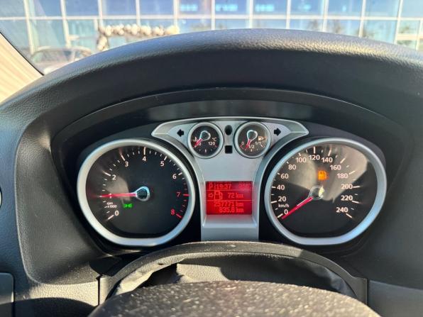 Ford Focus II Рестайлинг с пробегом 2009 года, цена 529 000 рублей, 257000 км, седан, Автокод Объявления