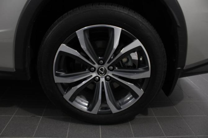 Lexus RX IV с пробегом 2018 года, цена 3 750 000 рублей, 152000 км, внедорожник, Автокод Объявления
