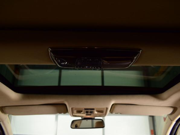 Jaguar XJ IV (X351) с пробегом 2011 года, цена 1 764 995 рублей, 192740 км, седан, Автокод Объявления