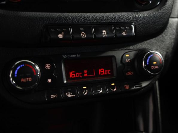 Kia Ceed II с пробегом 2012 года, цена 1 049 000 рублей, 175893 км, хэтчбек, Автокод Объявления