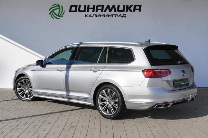 Volkswagen Passat B8 Рестайлинг с пробегом 2021 года, цена 2 180 000 рублей, 150561 км, универсал, Автокод Объявления