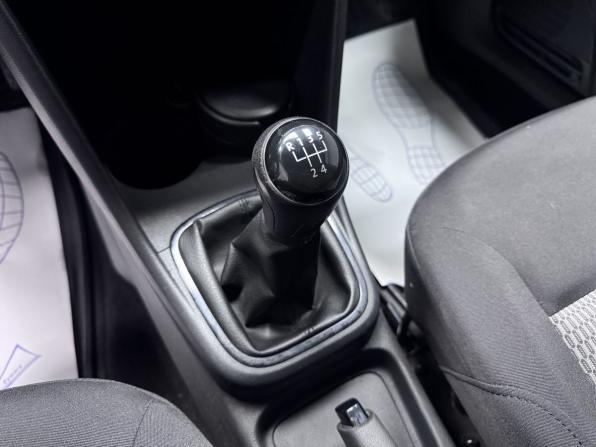 Volkswagen Polo V Рестайлинг с пробегом 2015 года, цена 1 050 000 рублей, 132521 км, седан, Автокод Объявления