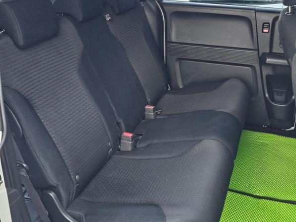 Honda Freed I Рестайлинг с пробегом 2014 года, цена 970 000 рублей, 166500 км, компактвэн, Автокод Объявления