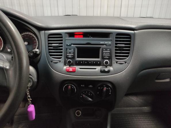 Kia Rio II Рестайлинг с пробегом 2010 года, цена 515 000 рублей, 240000 км, седан, Автокод Объявления