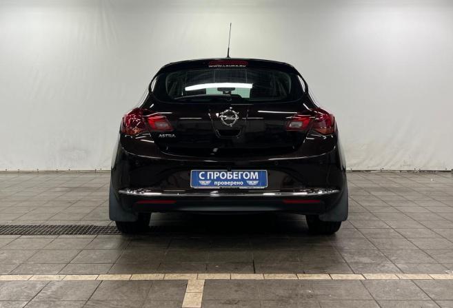 Opel Astra J Рестайлинг с пробегом 2013 года, цена 650 000 рублей, 199000 км, хэтчбек, Автокод Объявления
