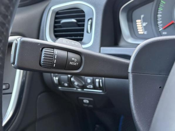 Volvo S60 II Рестайлинг с пробегом 2014 года, цена 1 430 000 рублей, 121082 км, седан, Автокод Объявления