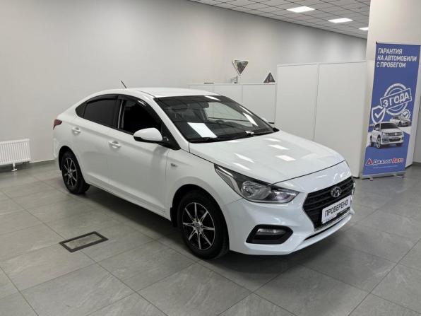 Hyundai Solaris II с пробегом 2019 года, цена 1 150 000 рублей, 135000 км, седан, Автокод Объявления