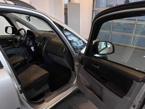 Suzuki SX4 I (Classic) Рестайлинг с пробегом 2012 года, цена 737 800 рублей, 173483 км, хэтчбек, Автокод Объявления