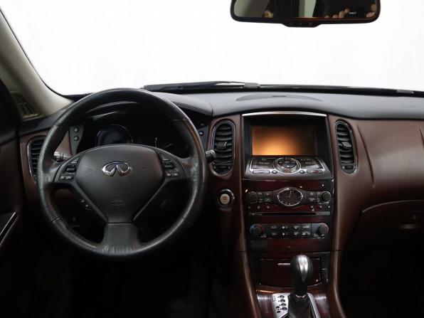 Infiniti QX50 I Рестайлинг с пробегом 2017 года, цена 1 900 000 рублей, 169261 км, внедорожник, Автокод Объявления