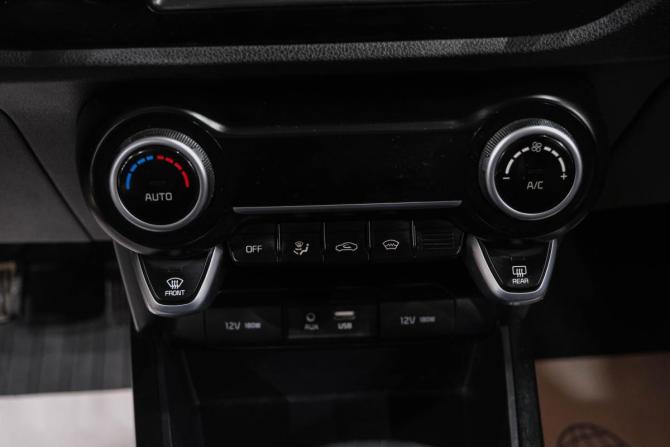 Kia Rio IV с пробегом 2019 года, цена 1 699 000 рублей, 63000 км, хэтчбек, Автокод Объявления